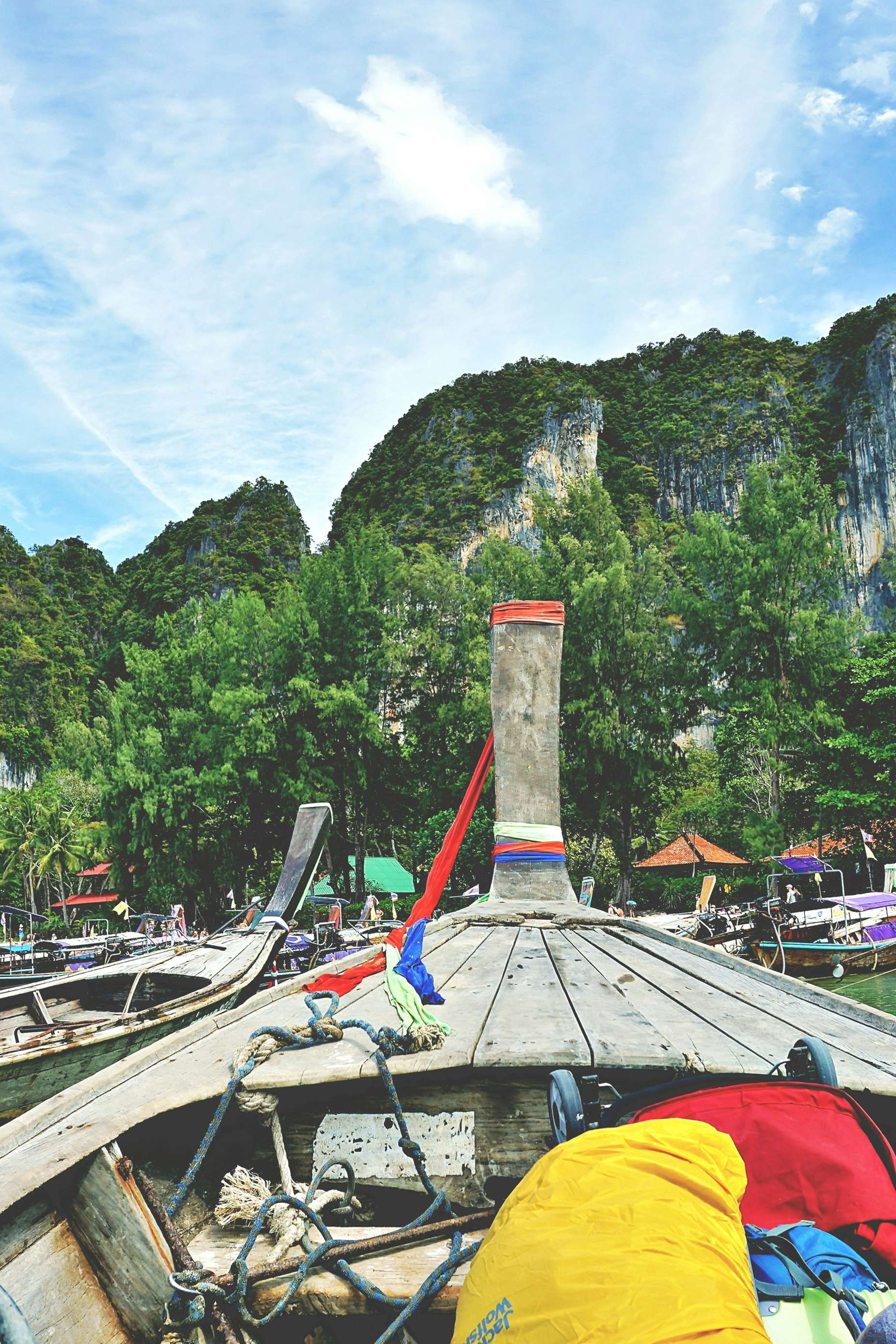 tom-lorber-DXV_2K-DXzc-unsplash